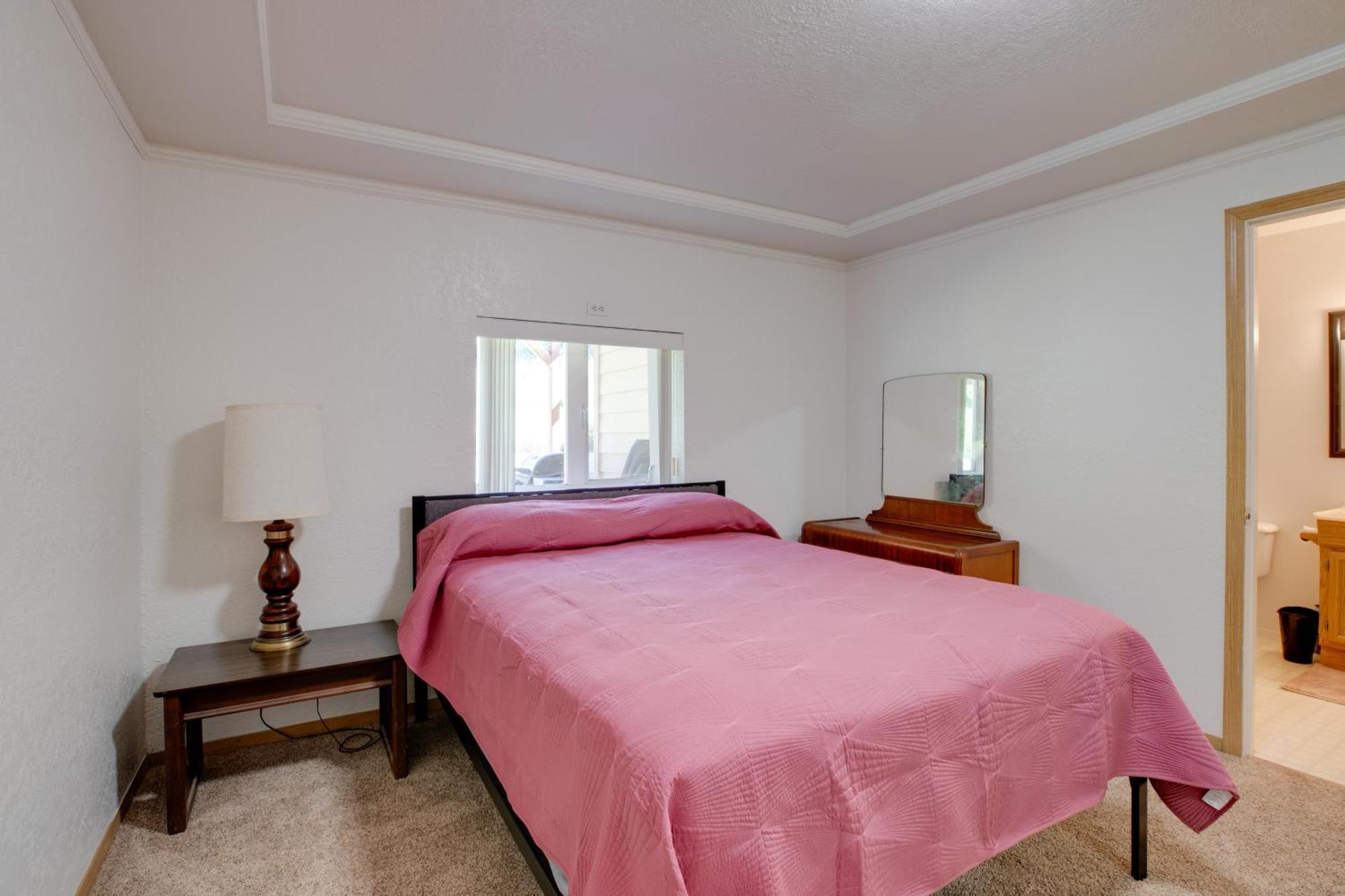 Bay City Vacation Rental Escape About 5 Mi To Marina! 외부 사진
