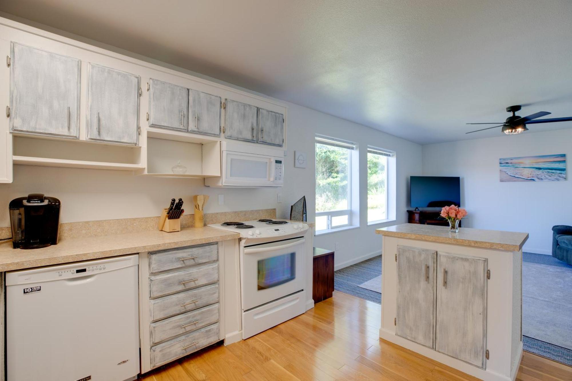 Bay City Vacation Rental Escape About 5 Mi To Marina! 외부 사진